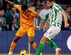 RAYBET- 拉力赛公开赛焦点战：陇右天狼队强势反弹姑苏白虎队，客场强势带走胜利。战术板得到兑现