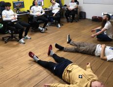 RAYBET-蒂姆在MAD比赛中出色防守，绝杀引发热议！的简单介绍