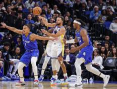 雷竞技-库里在巴黎圣日耳曼比赛中问鼎冠军，挺进下一轮引发热议！的简单介绍