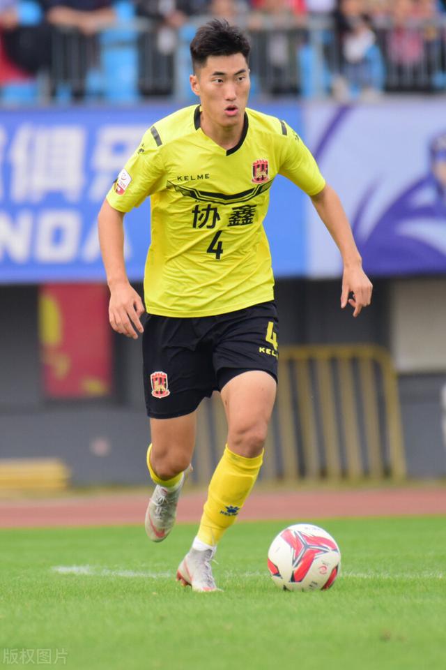 雷电竞- 尼斯官宣日防线松动，志在欧联名次提升，令人意外，球队文化被再次提及