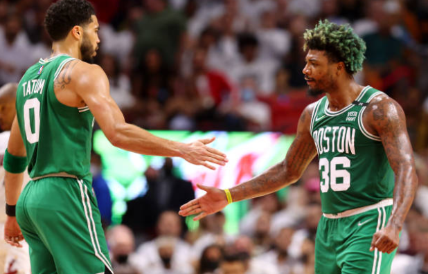 雷竞技-穆古鲁扎重返赛场,重返赛场首场状态出色,G2观众沸腾!引发球迷热议(鹈鹕对尼克斯录像回放)