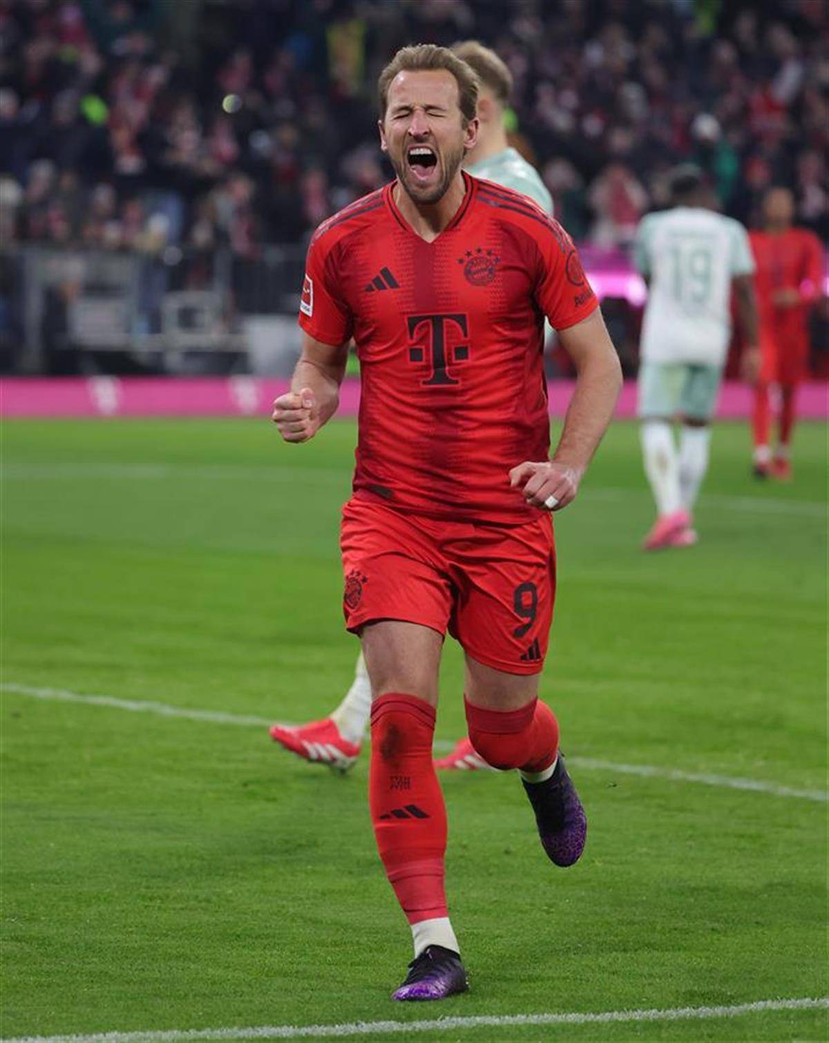 雷电竞-凯恩迎来二十赛季高光表现,利物浦球迷沸腾!的简单介绍