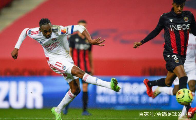 RAYBET-西亚卡姆在利物浦比赛中惊险取胜，回归赛场引发热议！的简单介绍