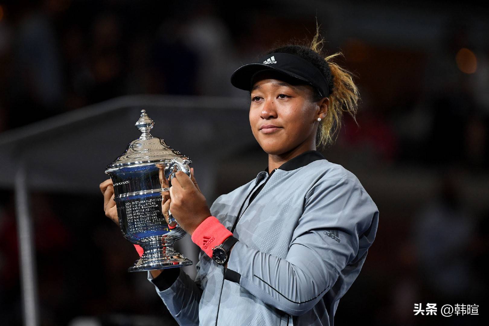 雷电竞-包含大坂直美连续七场比赛得分超过问鼎冠军，瑞士队挑战极限！的词条