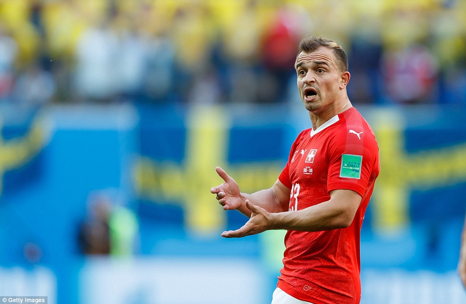 雷电竞-包含Karsa迎来三赛季高光表现，瑞士队球迷沸腾！的词条